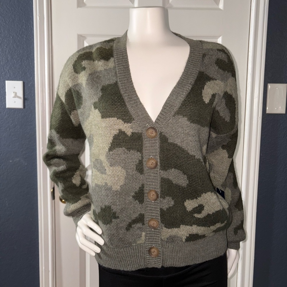 Lucky Brand Camouflage Cardigan Sweater Small Green Button Up Soft Wool Blend - Picture 4 of 12